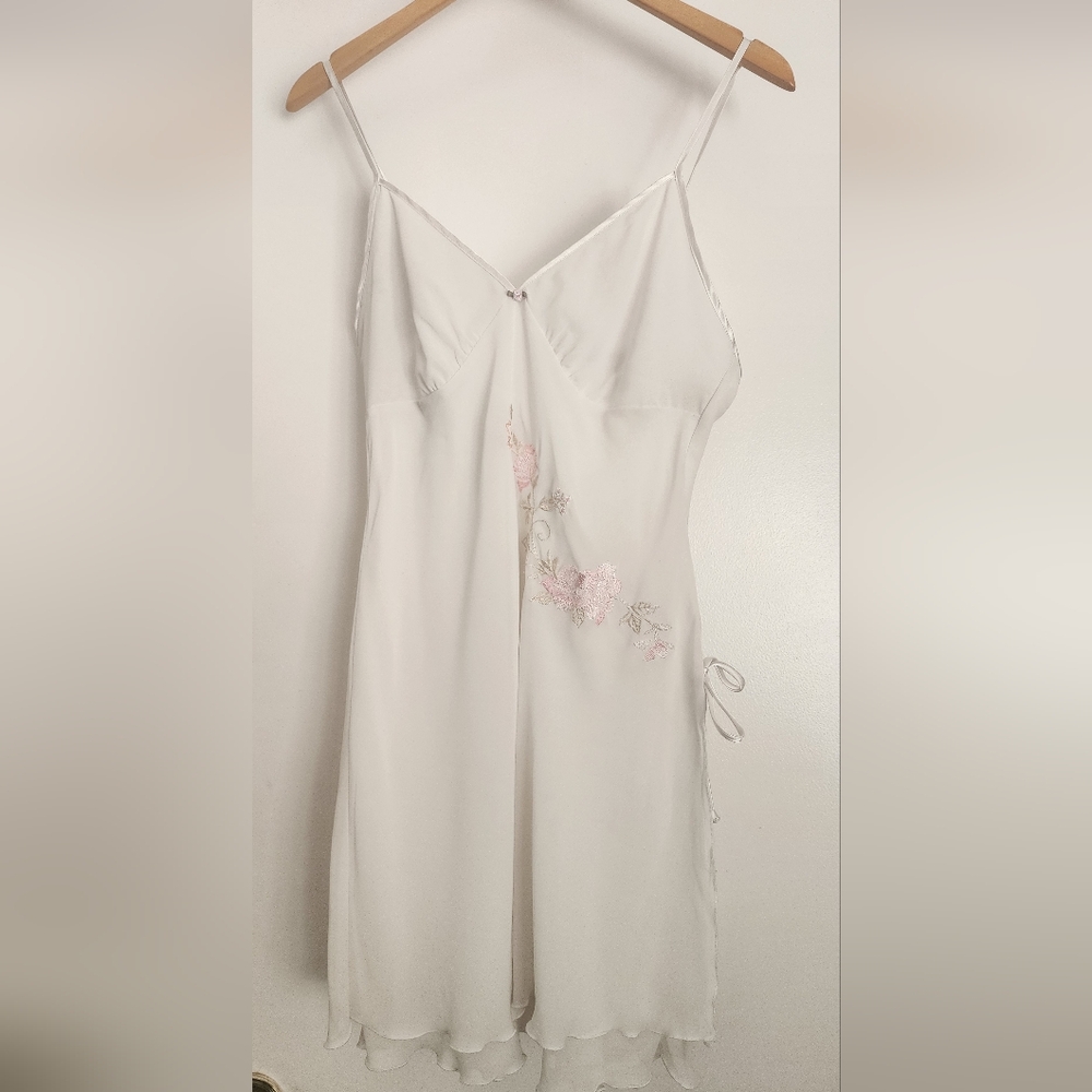 Vintage Expressions By California Dinasty White Mini‎ Slip Dress Pink Embroidery - Picture 2 of 6
